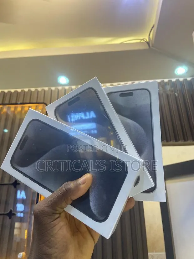 New Apple iPhone 15 Pro 256 GB · Photo 1