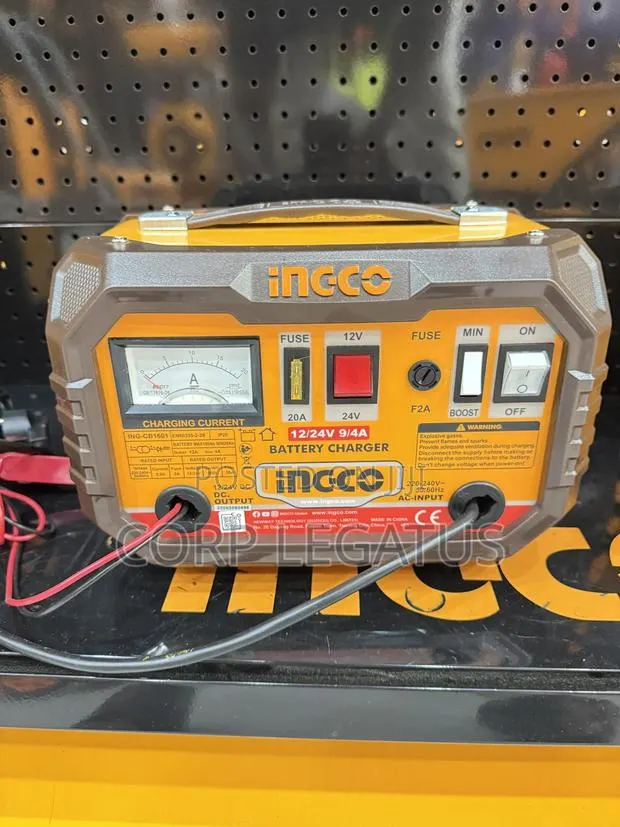 Ingco Car Battery Charger · Photo 1