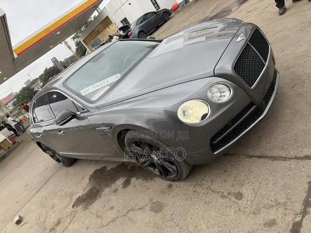 Bentley Flying Spur V8 2019 Gray · Photo 1