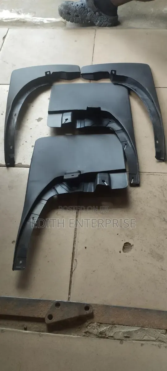Mud Guard for All Cars · Photo 1