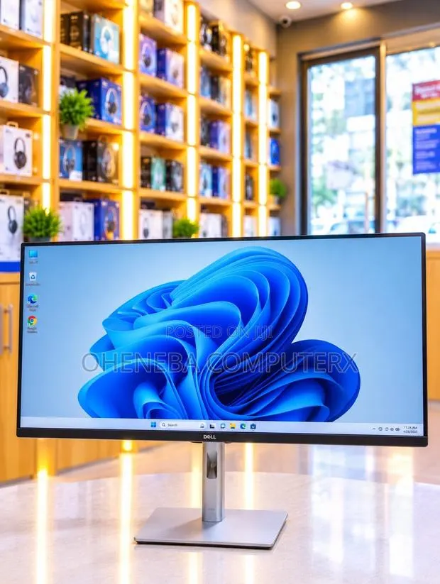 Dell 34Inch Ultrawide WQHD 3440x1440 60Hz, Curved Professional Monitor · Photo 1