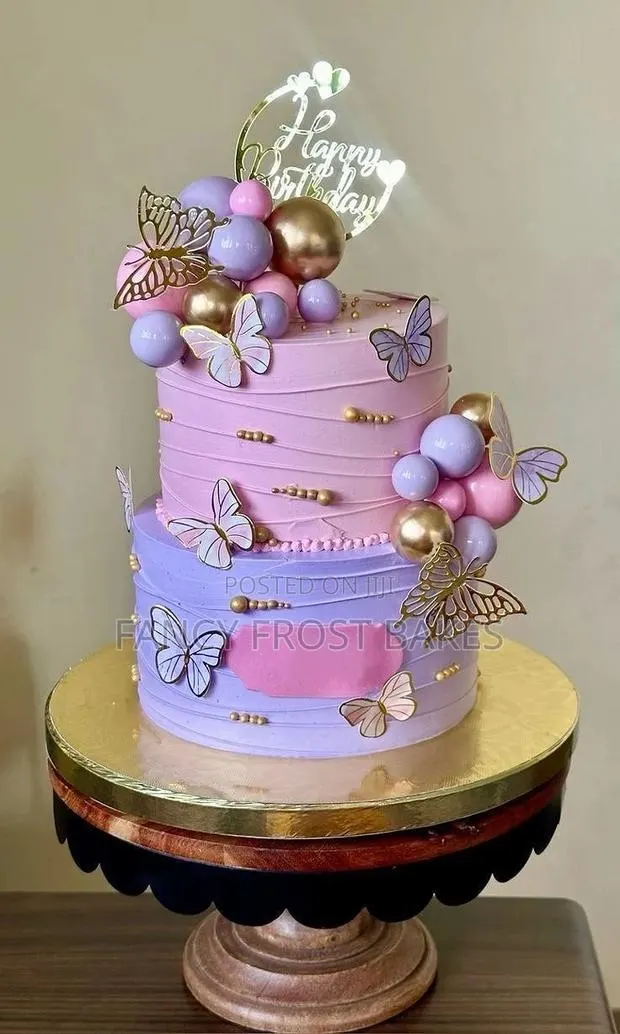 Character Themed Cakes · Photo 1