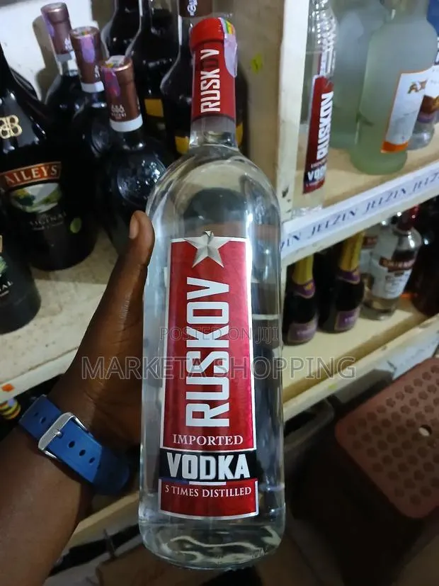 Ruskov Vodka 1l · Photo 1