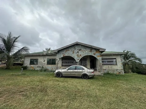 4bdrm House in Abura/Asebu/Kwamankese for rent · Photo 1
