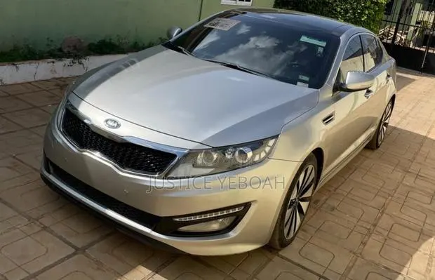 Kia K5 2.0 T-GDI 2015 Silver · Photo 1
