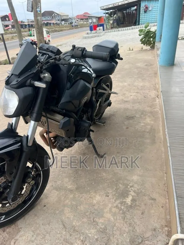 Yamaha MT-07 2016 Black · Photo 1