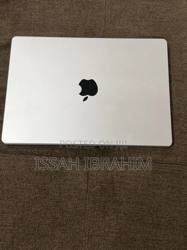 Laptop Apple MacBook Pro 16GB Apple M2 SSD 512GB · Photo 1