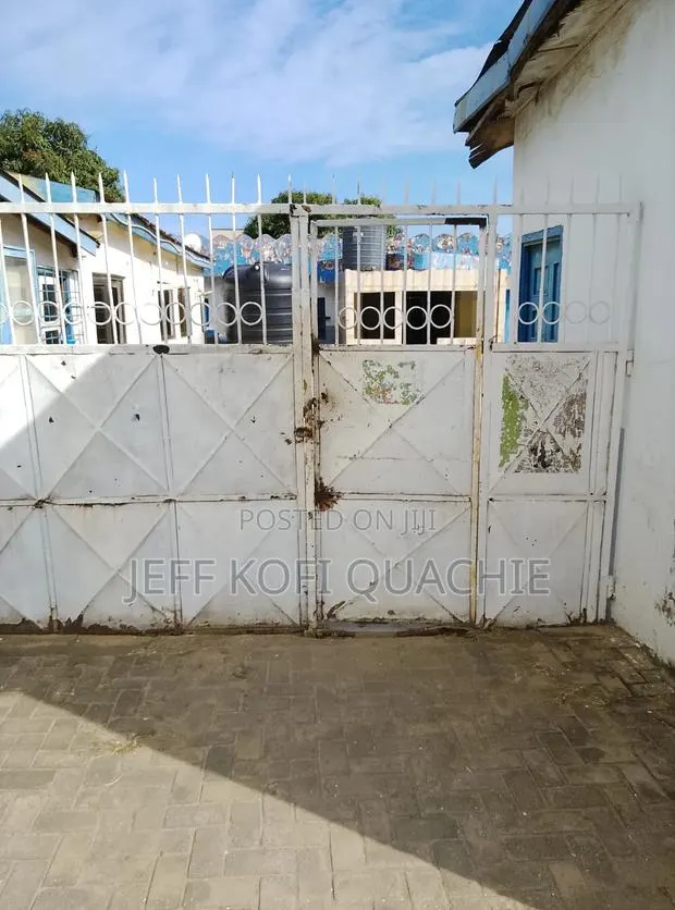 6bdrm Apartment in Quachie Estate, Special School Area for rent · Photo 1