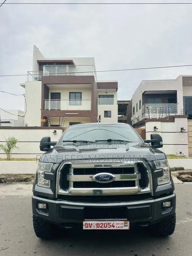 Ford F-150 XLT 4x4 SuperCab Styleside 8 ft. box 163 in. WB 2018 Gray · Photo 1