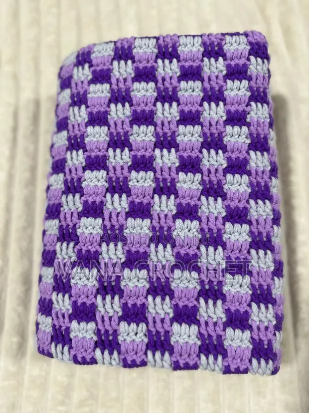 Blankets for Kids - Handmade Crochet 120x100cm · Photo 1