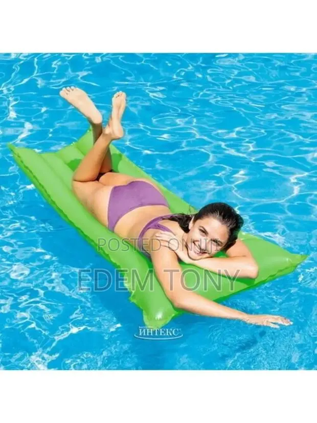 Inflatable Pool-Bed · Photo 1