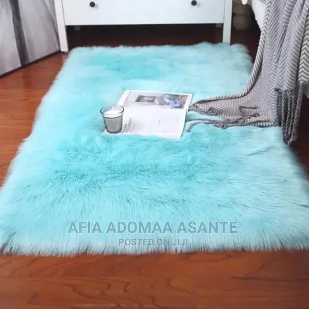 Fluffy Carpet/Rug · Photo 1