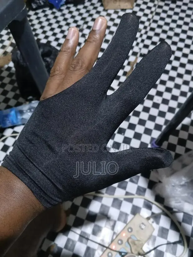 Snooker Gloves · Photo 1