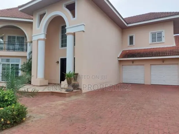 5bdrm House in Trassaco Phase 1, East Legon for rent · Photo 1