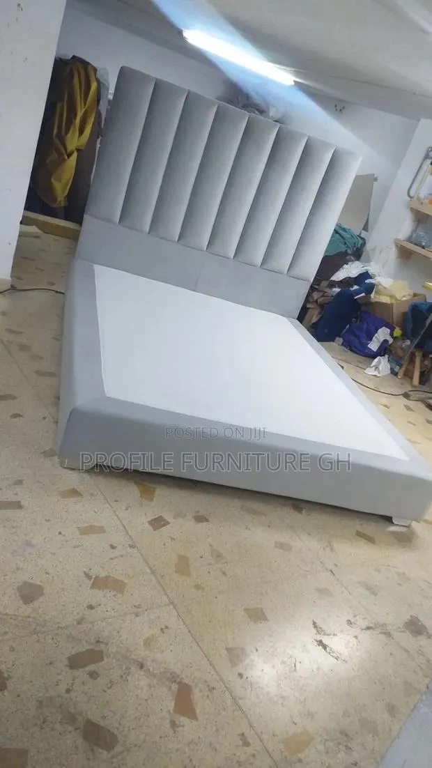 Pallet Bedframe for Double 60/80 · Photo 1