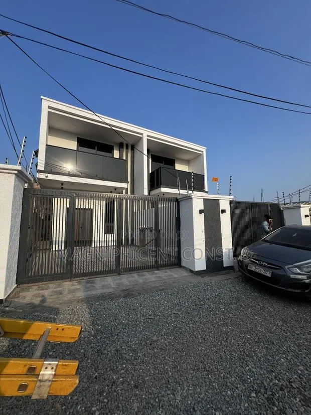 3bdrm House in Lakeside Estate, Ashaley Botwe for sale · Photo 1