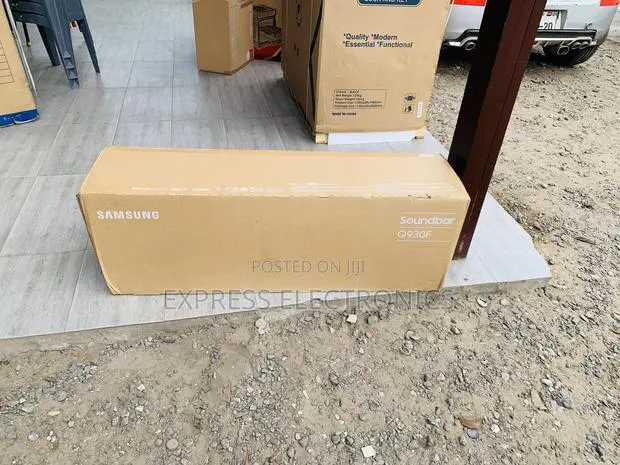 High Quality Sleek Samsung Q-Series HW-Q930F Soundbar With Subwoofer · Photo 1