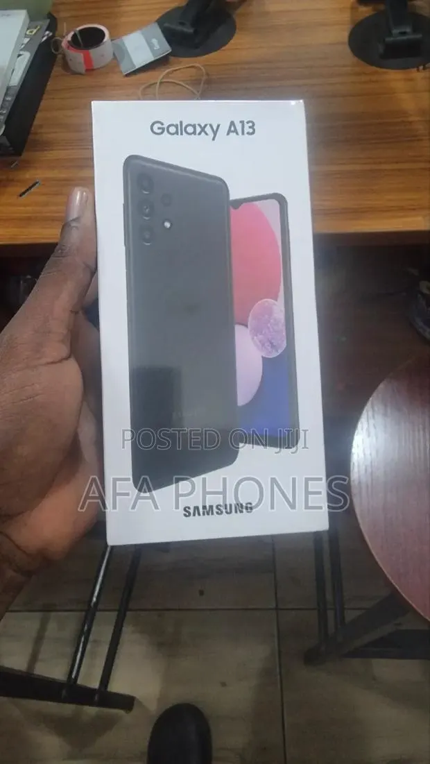 New Samsung Galaxy A13 128 GB Black · Photo 1