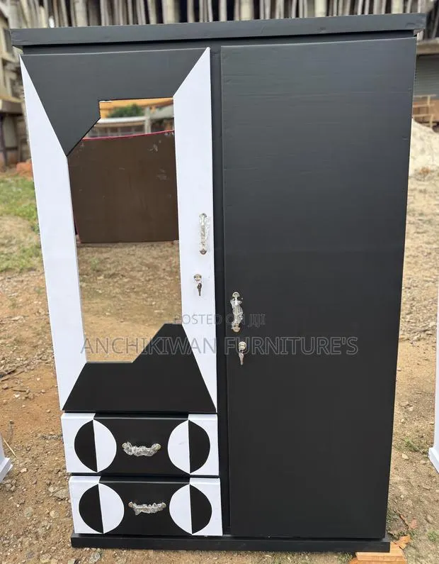 Wadrobe Vaiz ( Cash on Delivery) · Photo 1