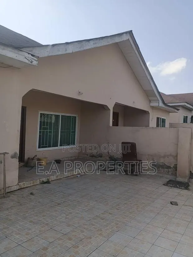 3bdrm House in E A Properties, Malejor for rent · Photo 1