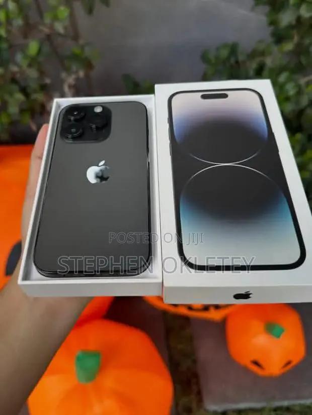 New Apple iPhone 14 Pro Max 256 GB Black · Photo 1