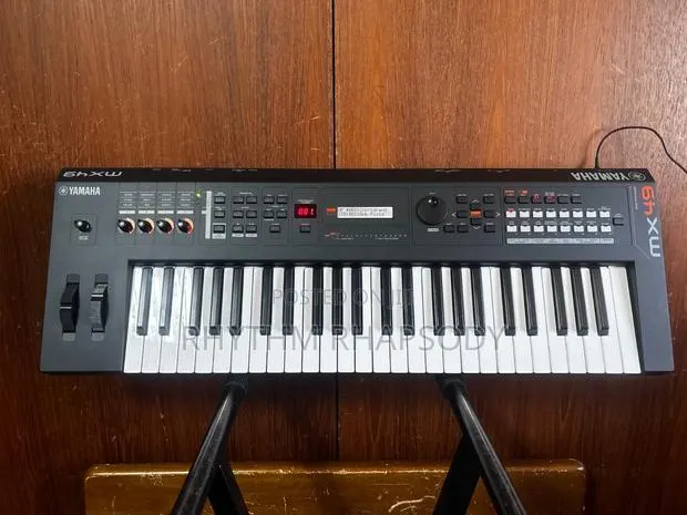 Yamaha Mx49 · Photo 1