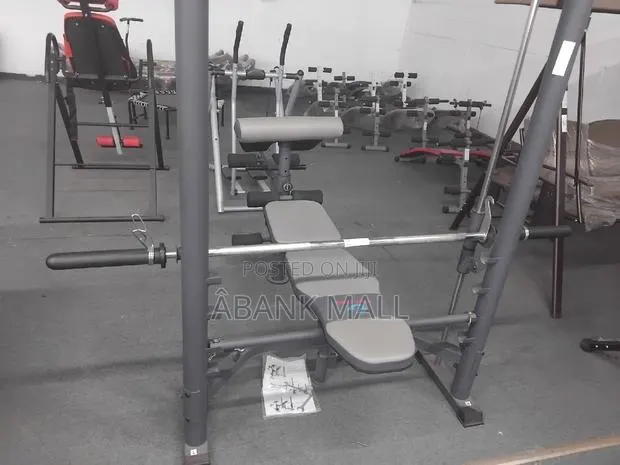 Multifunctional Gym Bench · Photo 1