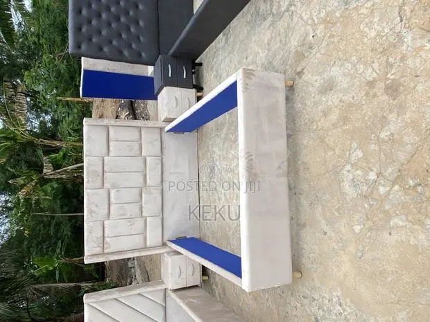 Show Double Bed Frame for Sale · Photo 1