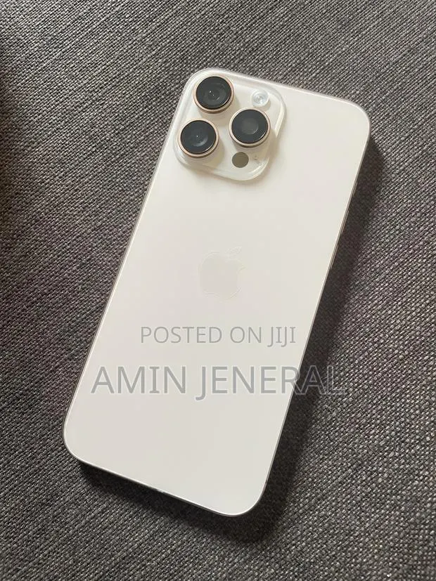 Apple iPhone 16 Pro Max 256 GB · Photo 1
