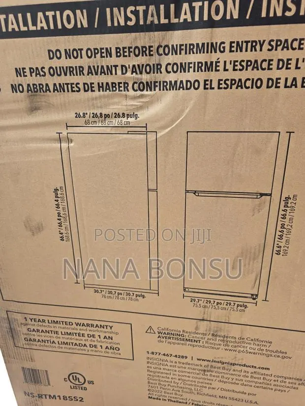 Insignia 18cu Ft Top Mount Refrigerator · Photo 1