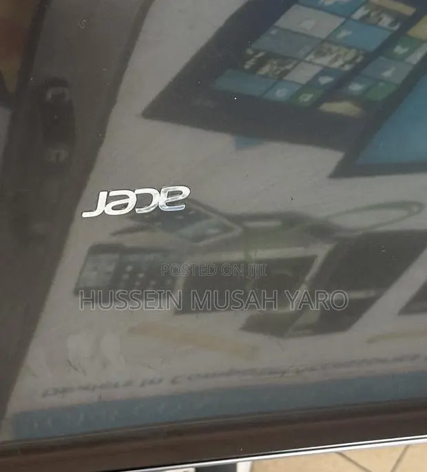 Laptop Acer Aspire E1-571 4GB Intel Core i5 HDD 320GB · Photo 4