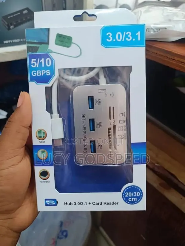 Hub 4.0 + Card Reader · Photo 1