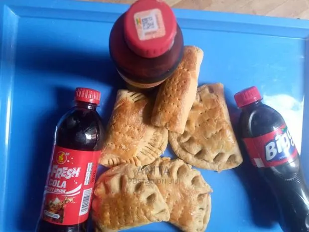 Tasty Meat Pie and Soft Drinks · Photo 1