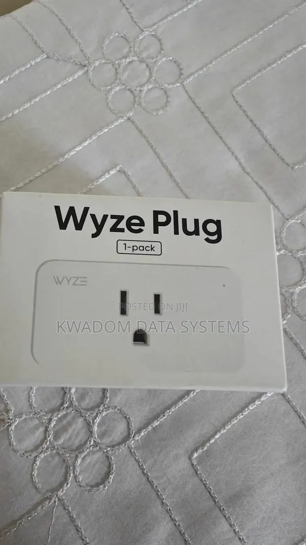 Wiz/Amazon Single Wifi Smart Plug · Photo 1