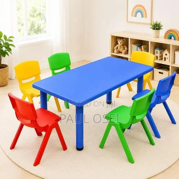 Table and 6 Chairs · Photo 1