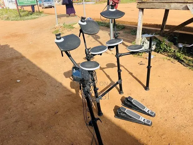 Alesis Electric Drum Set From Uk · Photo 1