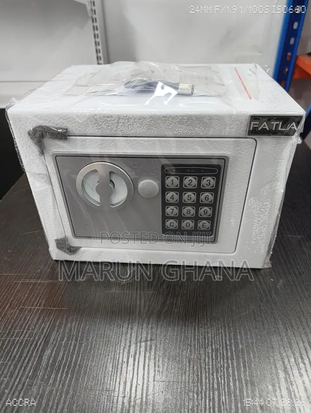 17E Digital Safe Locker | Heavy-Duty Security Safe Box | · Photo 1