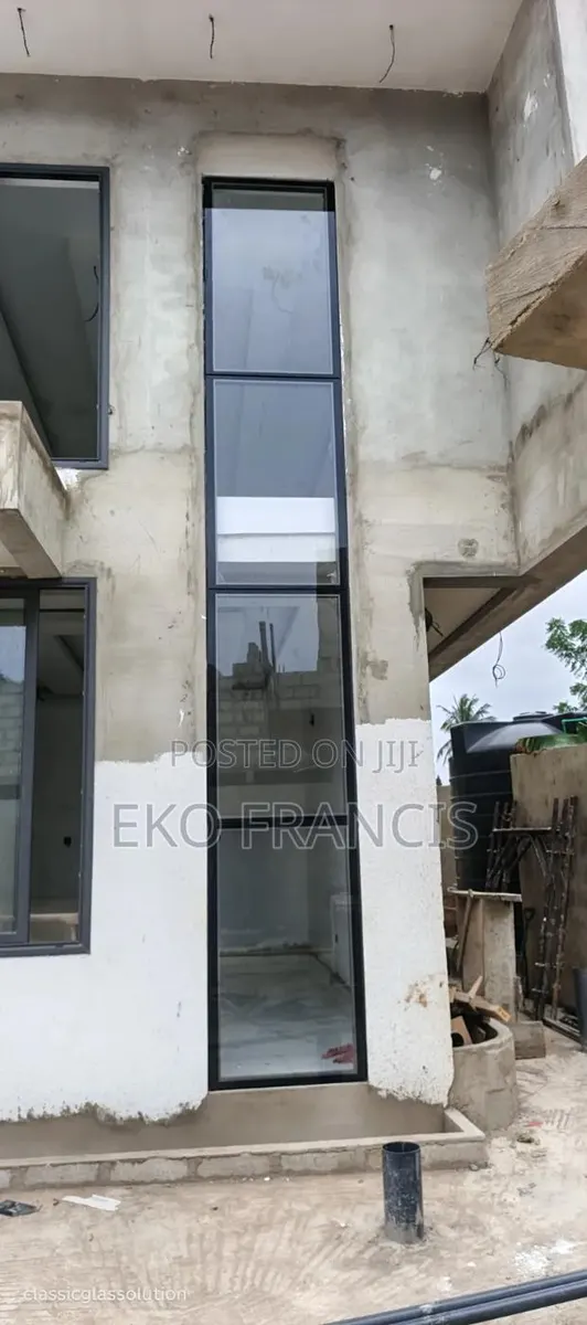 Curtain Wall Glass · Photo 1