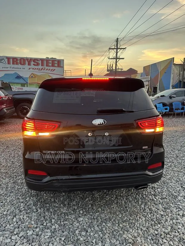 Kia Sorento 2019 Black · Photo 1