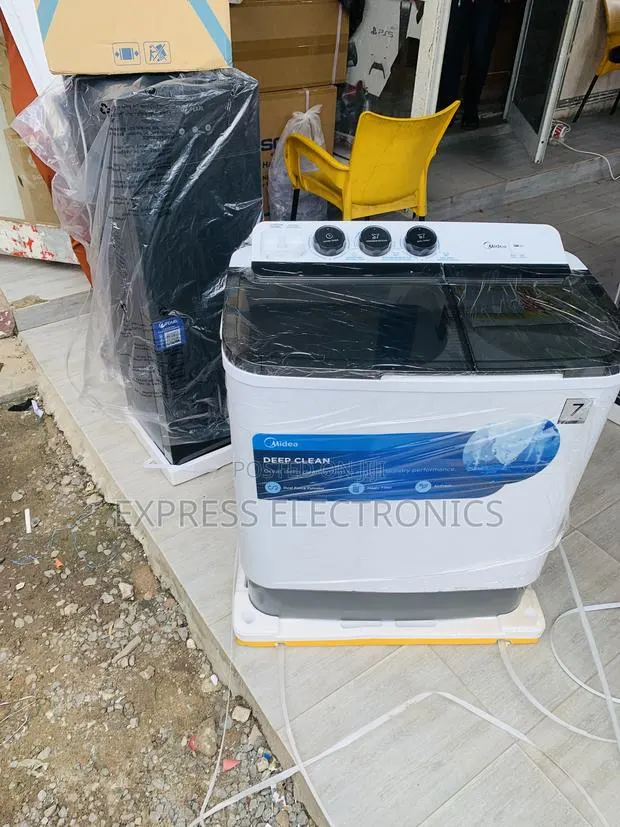 Quick Wash and Spin Midea 7.0kg Semi Auto Washing Machine Mf100w70/W- · Photo 1