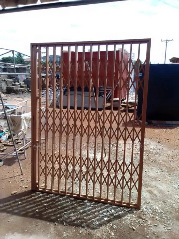 Collapsible Doors · Photo 1