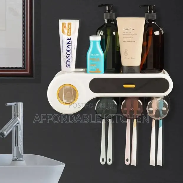 Toothbrush Dispenser for Bathroom · Photo 1