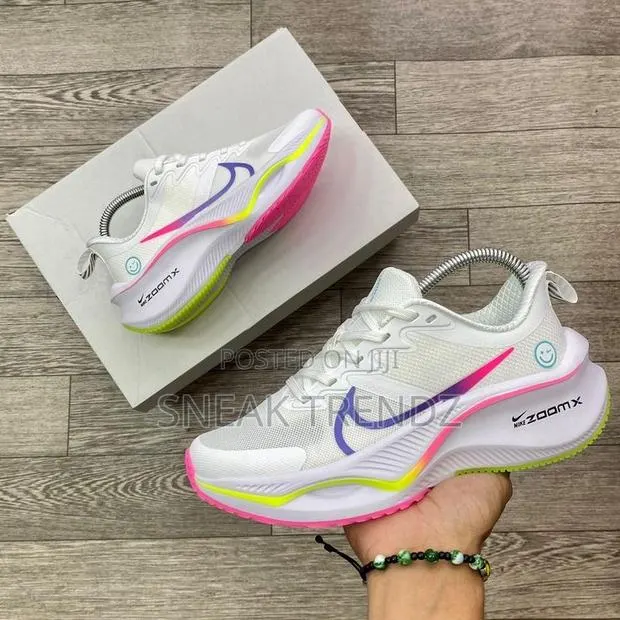 Nike Zoom Trainers White Pink and Yellow · Photo 1