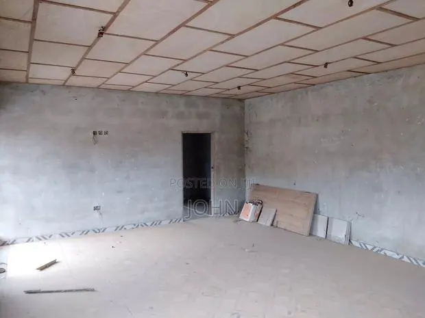 Store/Shop/Office for Rent at Ablekuma Manhean · Photo 1