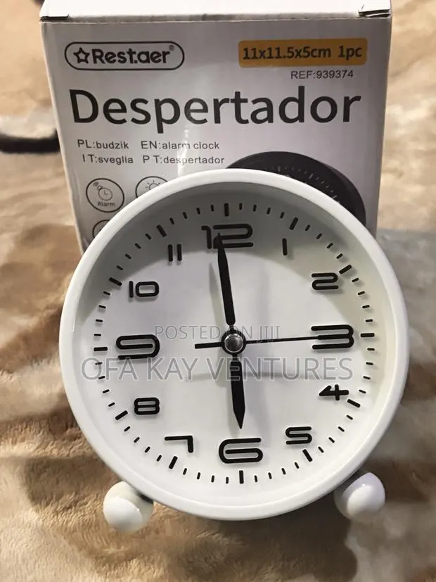 Cute Metal Alarm Clock · Photo 1