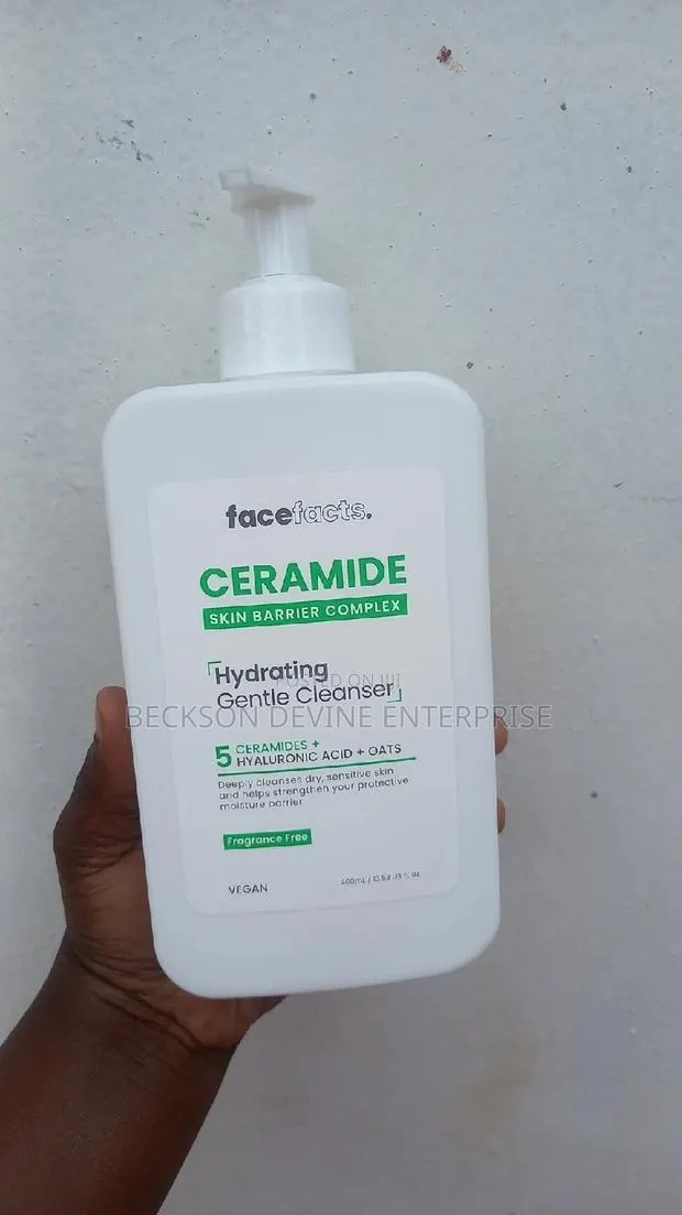 Face Facts Cleanser 400ml · Photo 1