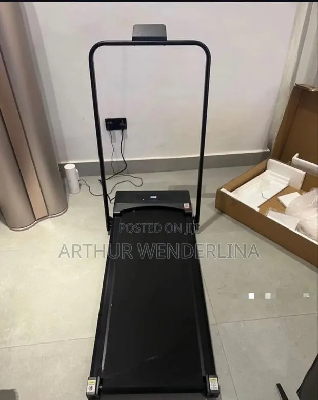 Superun 2 in 1 Treadmill for Exercising · Photo 1
