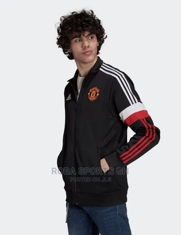 2021/22 Manchester United Black Tracksuit · Photo 1