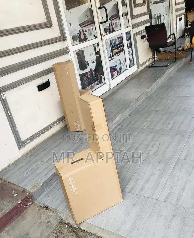 Quality Samsung Hwc450 Wired Wireless Bluetooth Sound Bar · Photo 1