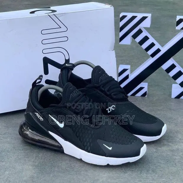 Original Nike Airmax 270 Black and White · Photo 1
